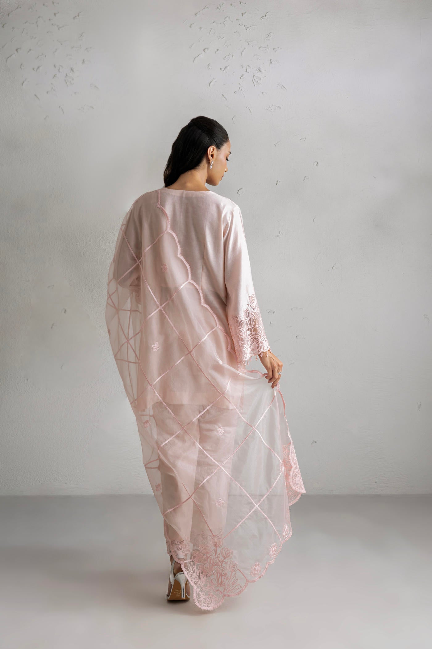 Mahira Kurta With Farshi Salwar And Dupatta