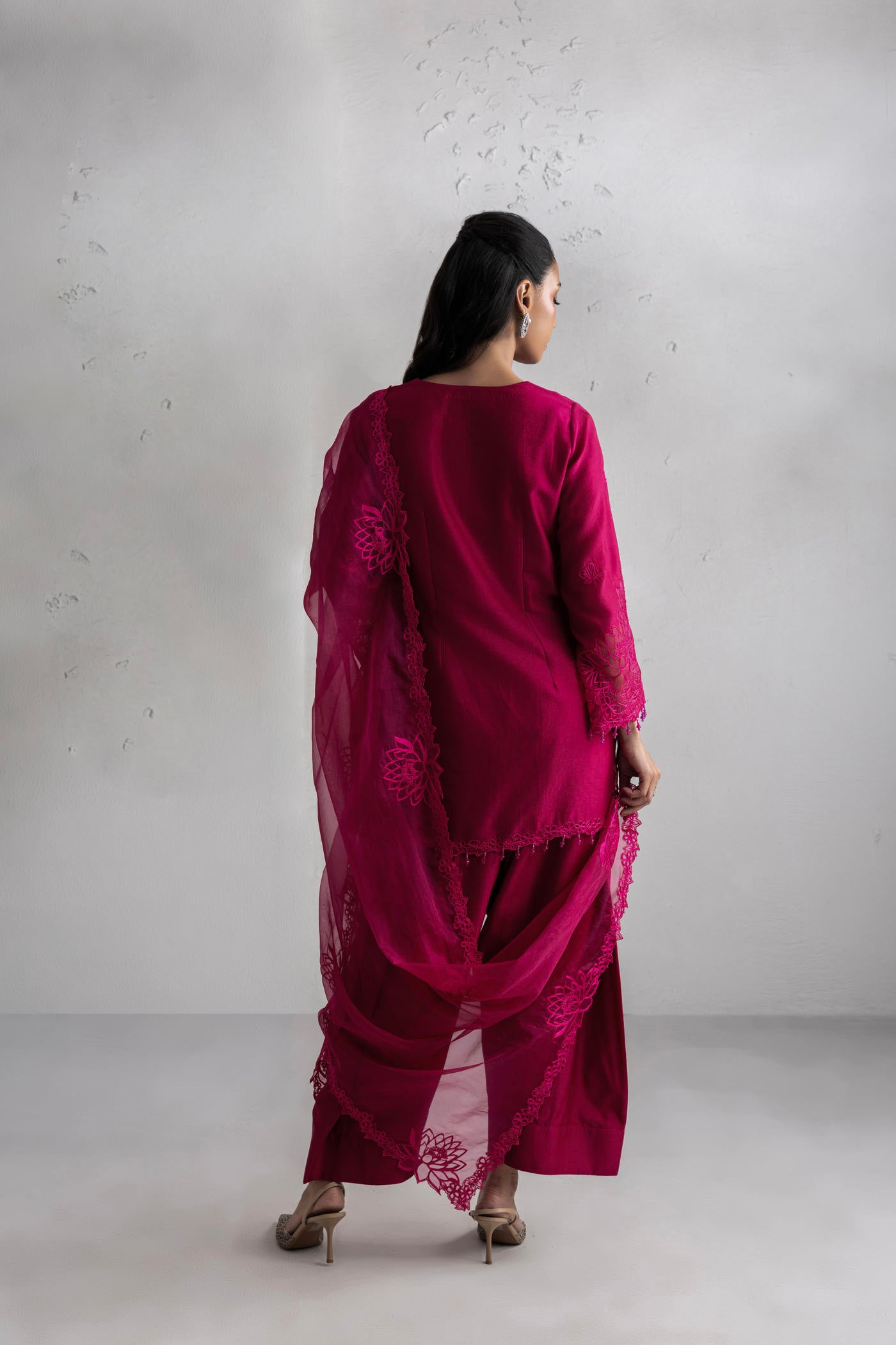 Noor Kurta Set With Farshi Salwar & Dupatta