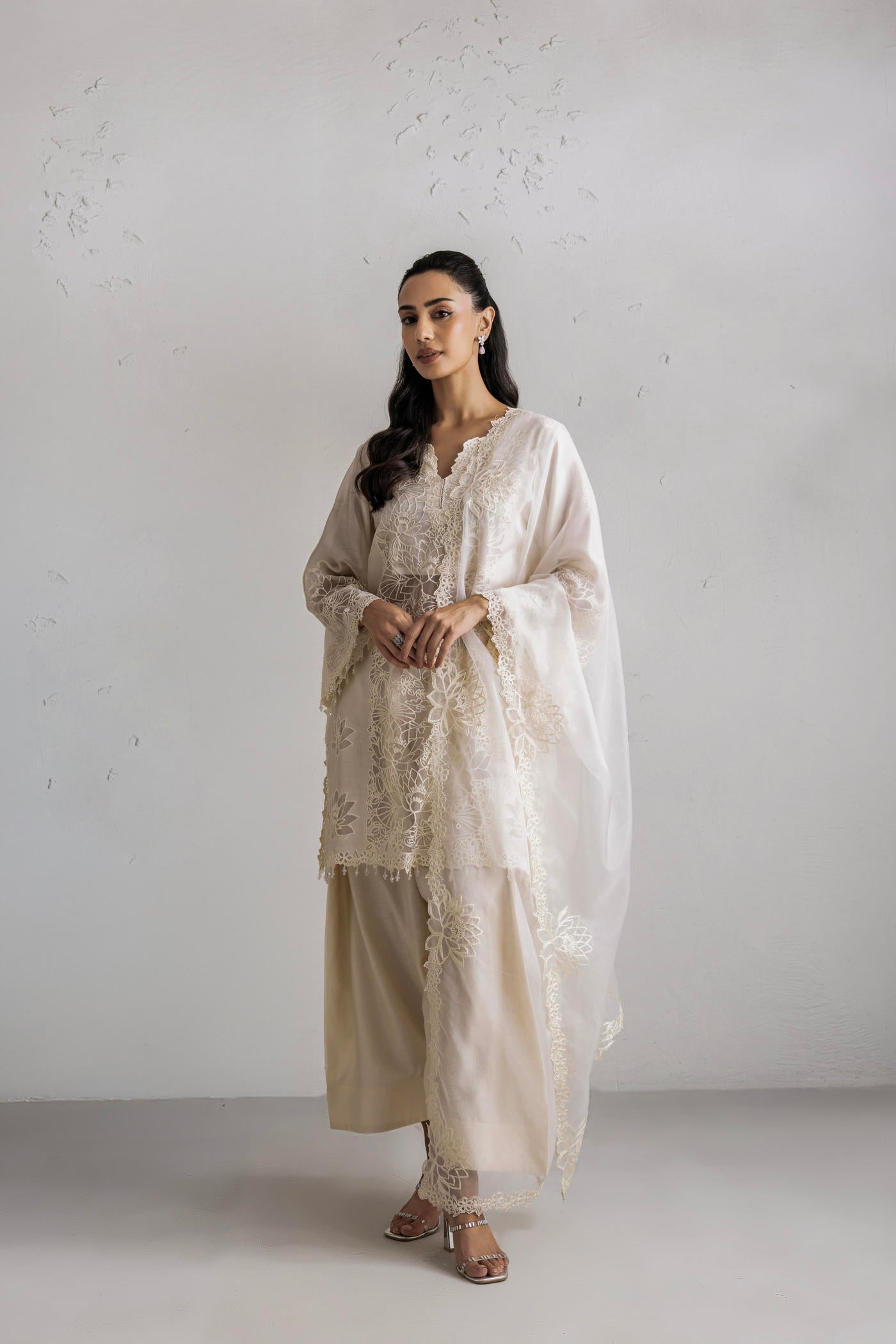 Gulrukh Kurta With Farshi Salwar And Dupatta