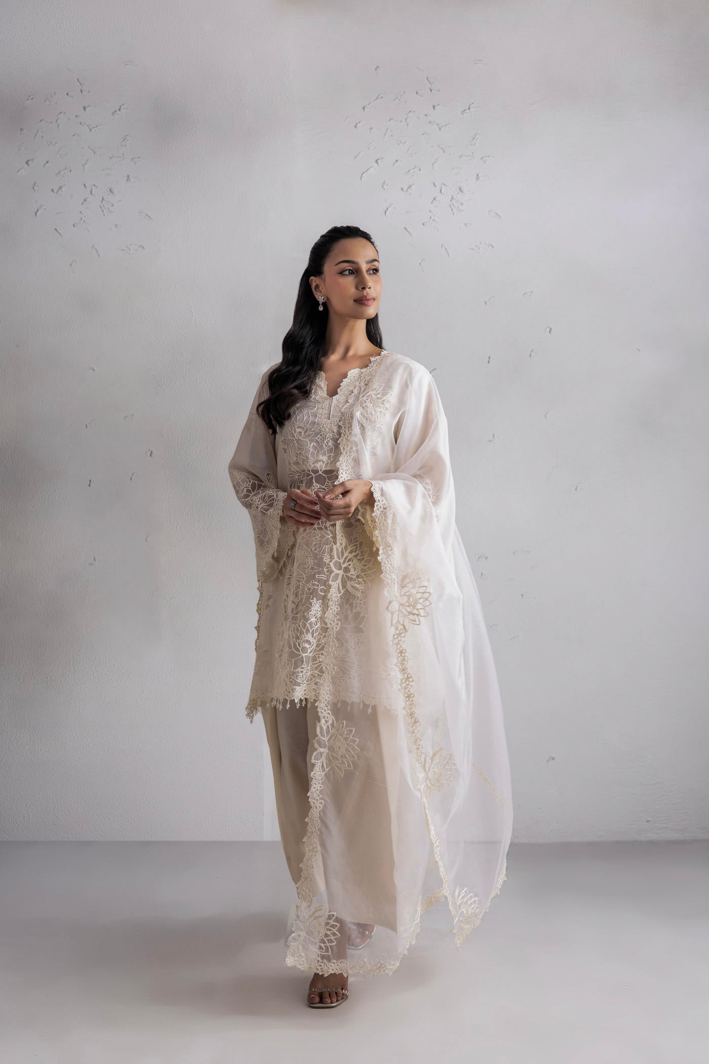 Gulrukh Kurta With Farshi Salwar And Dupatta