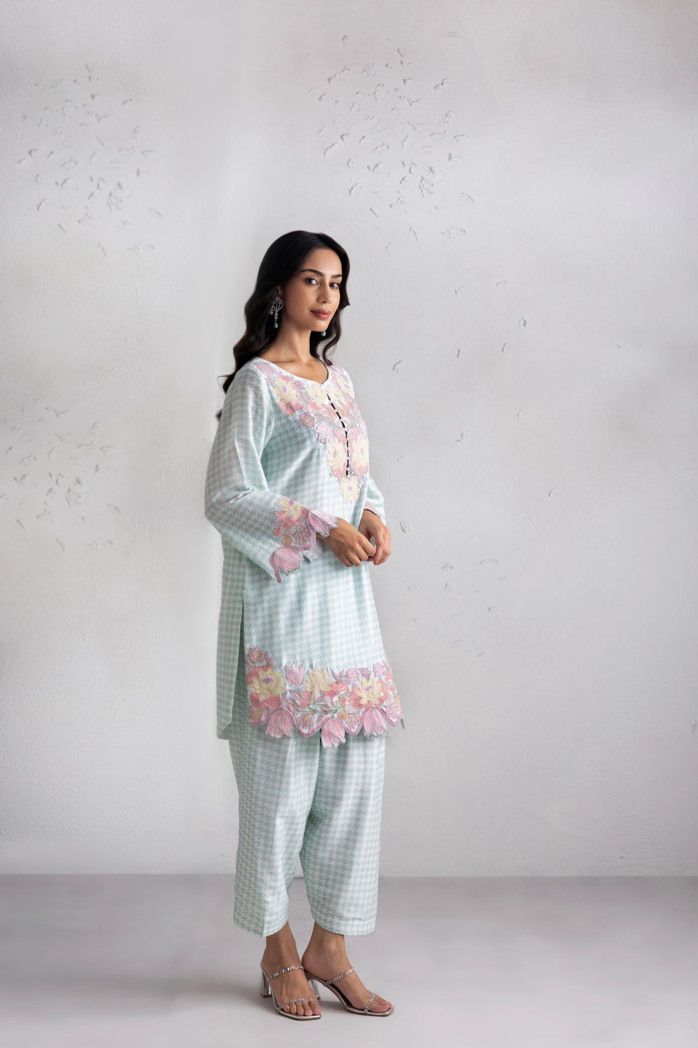 Capella Kurta With Slim Salwar