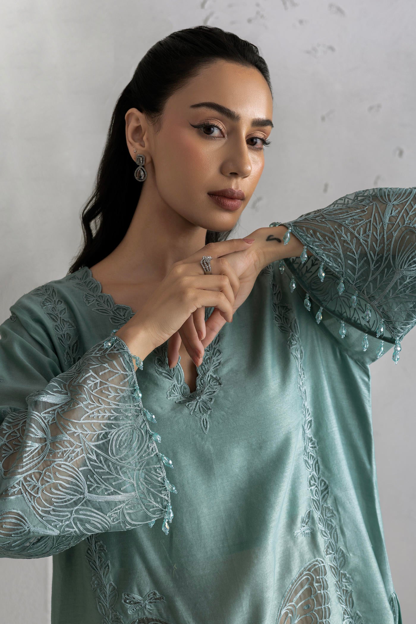Yasmin Kurta With Farshi Salwar