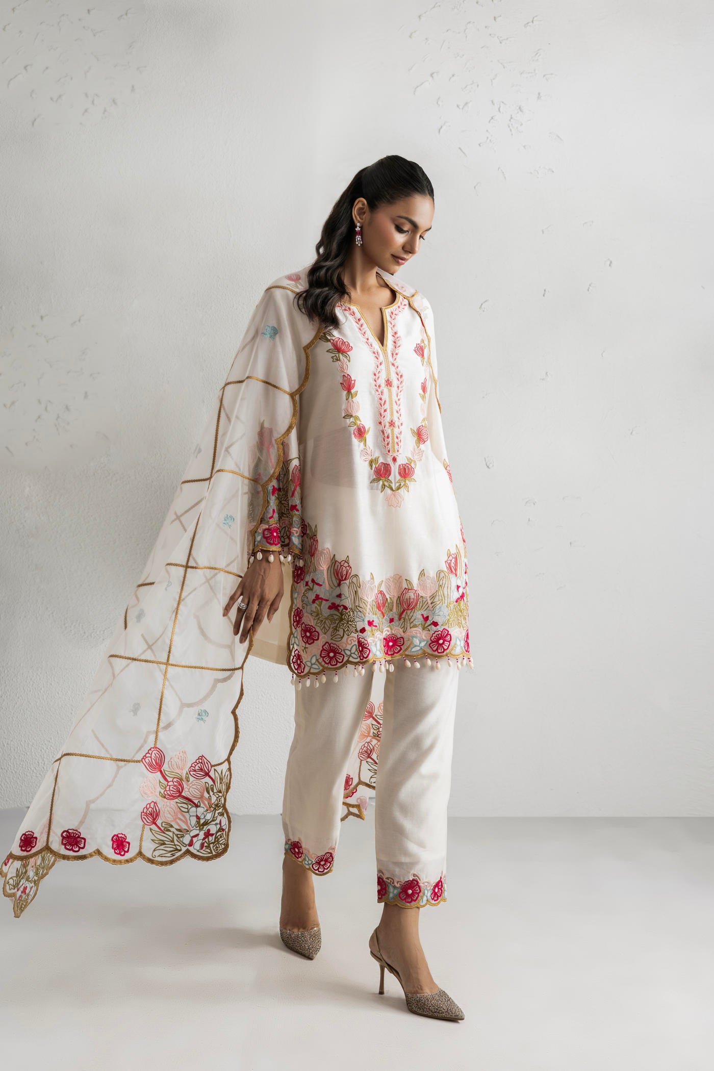 Afreen Kurta With Farshi Salwar & Dupatta