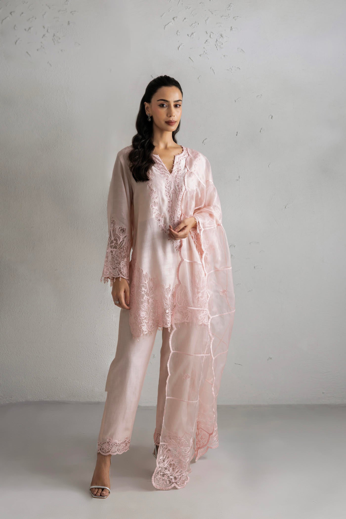 Mahira Kurta With Farshi Salwar And Dupatta