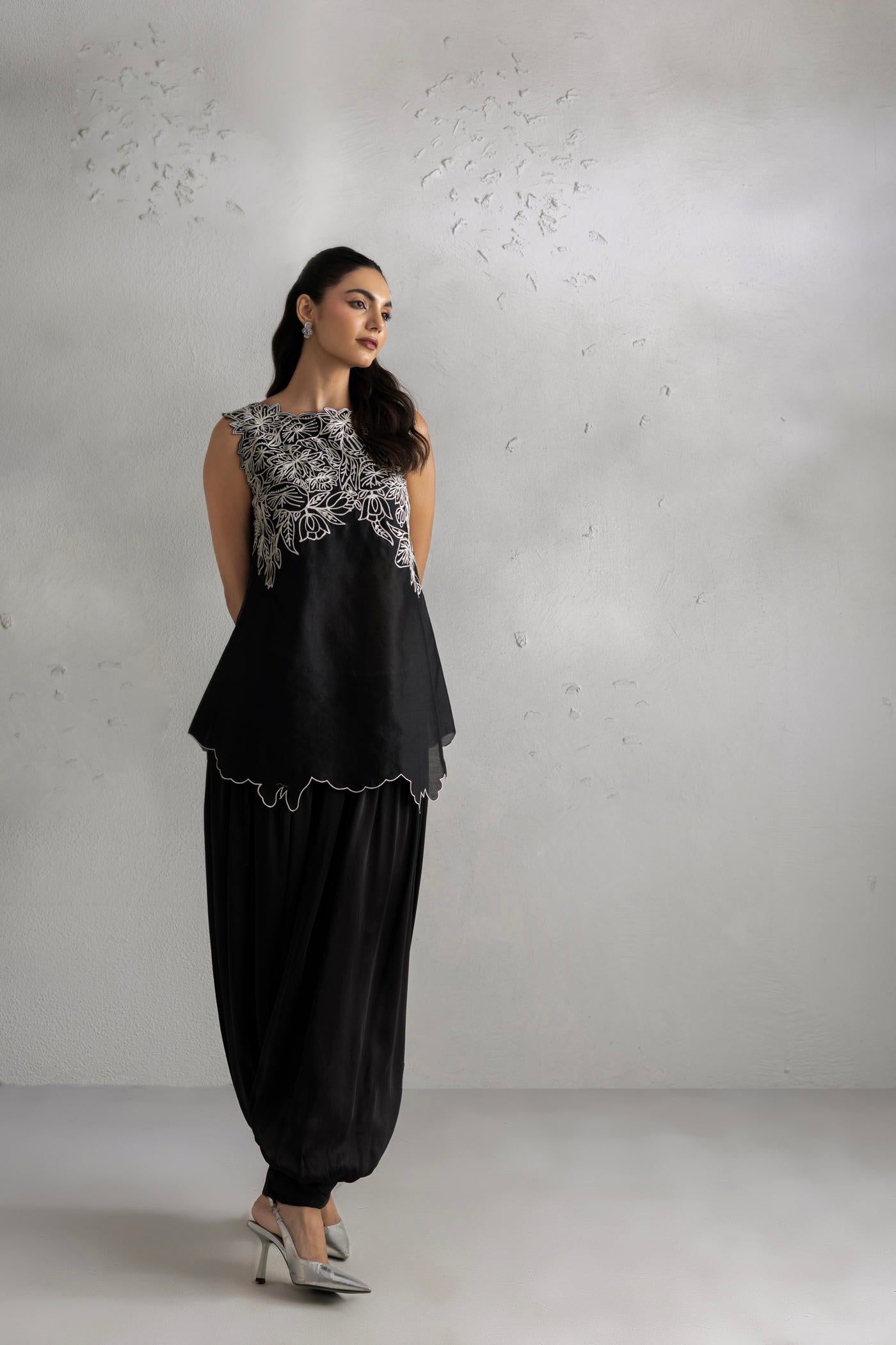 Ruhaani Kurta With Satin Balloon Pants & Dupatta