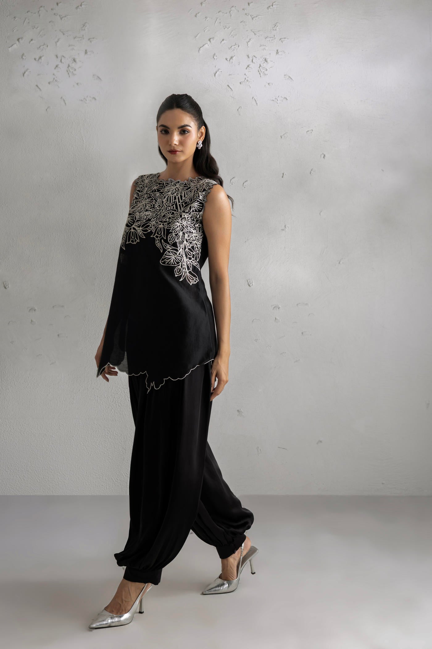 Ruhaani Kurta With Satin Balloon Pants & Dupatta