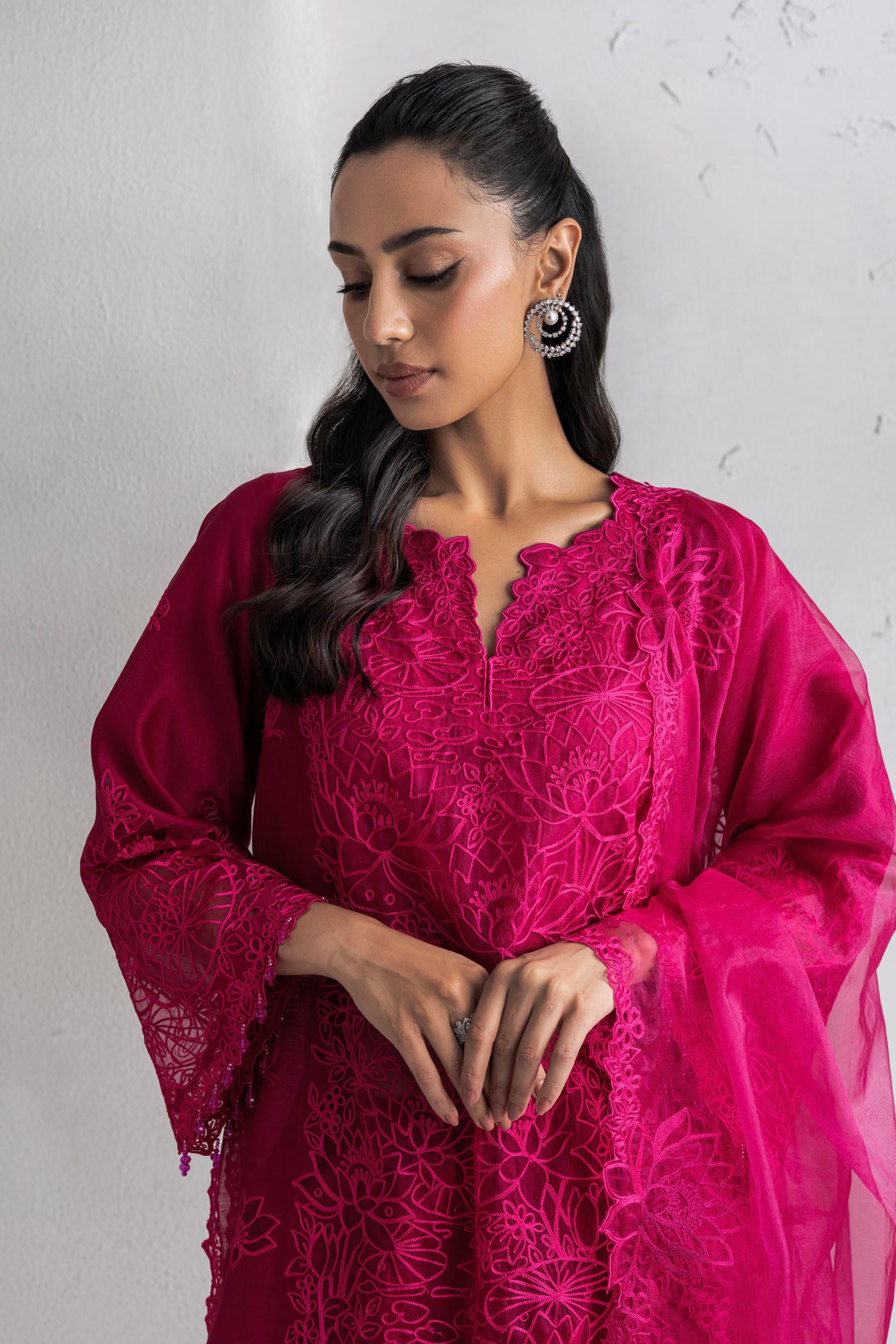 Noor Kurta Set With Farshi Salwar & Dupatta