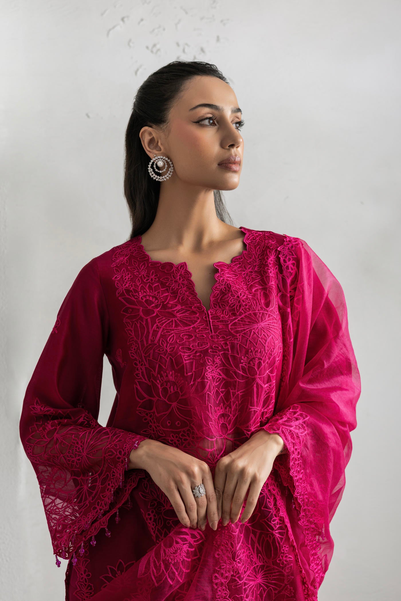 Noor Kurta Set With Farshi Salwar & Dupatta