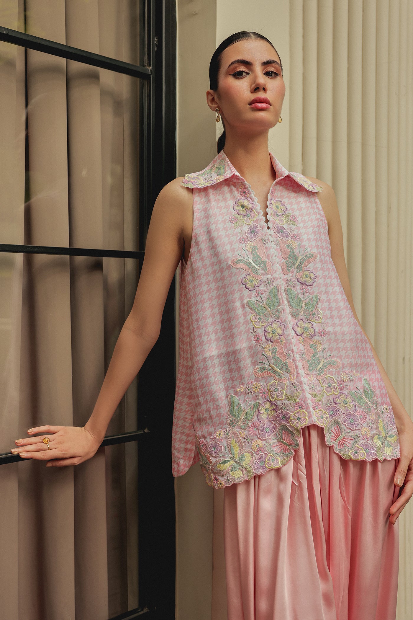 Primrose Short Kurta With Satin Baloon Pants