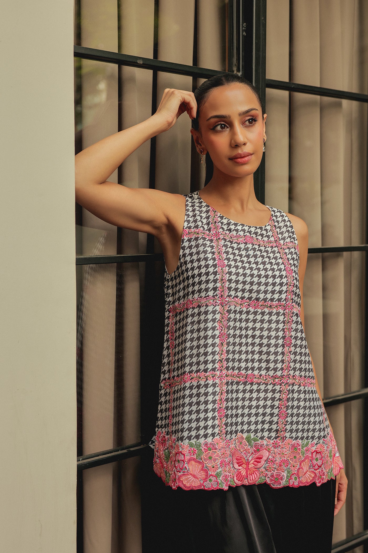 Noir Short Kurta With Satin Balloon Pants