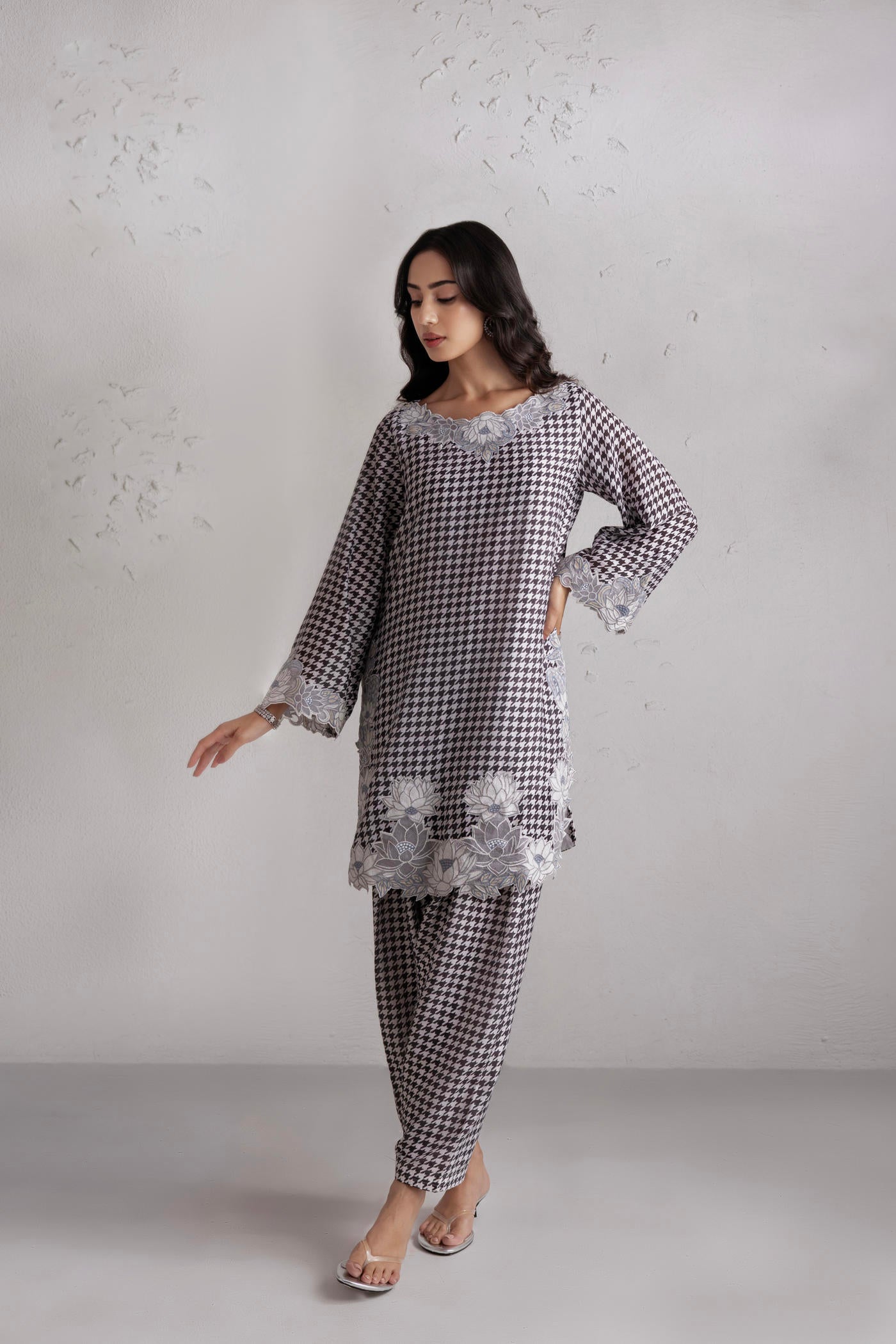 Heather Kurta Set With Slim Salwar