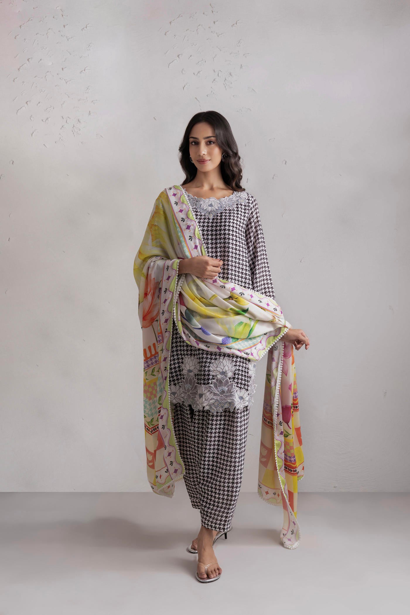 Heather Kurta Set With Slim Salwar