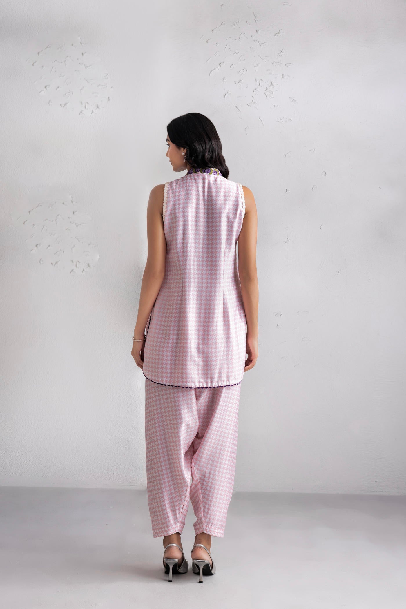 Vienna Kurta And Straight Pants