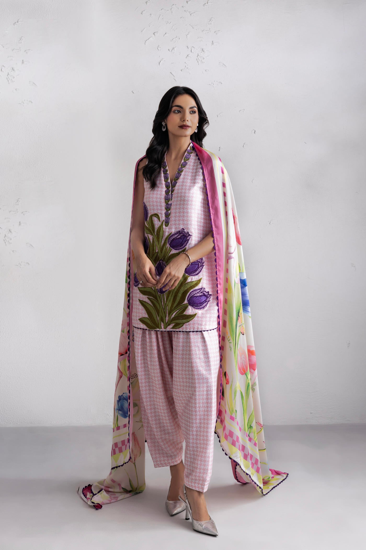 Vienna Kurta And Straight Pants