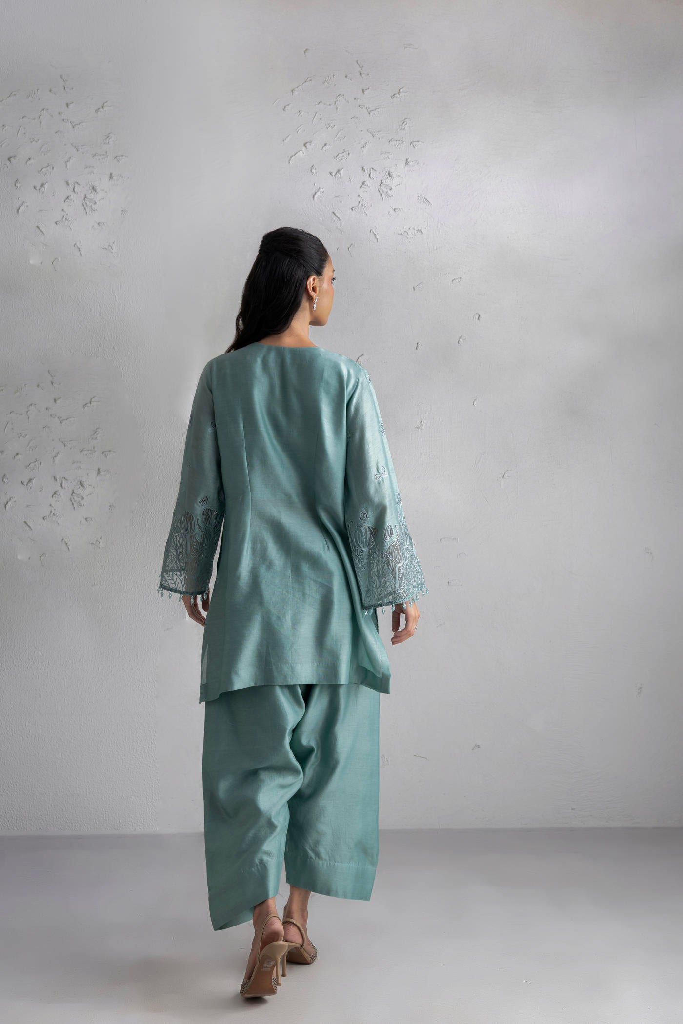 Yasmin Kurta With Farshi Salwar
