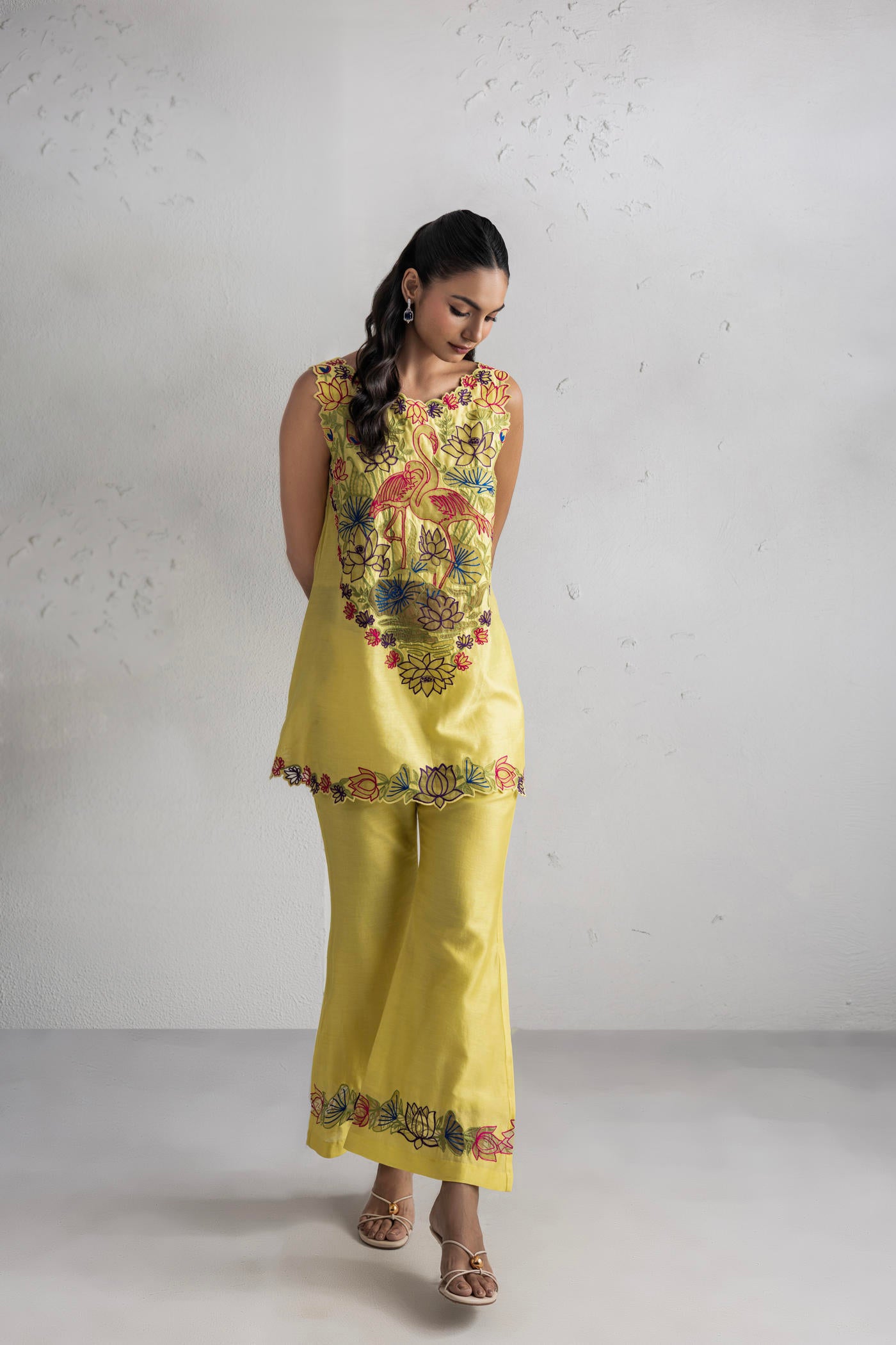 Gulbahar Kurta With Bell Bottom Pants And Dupatta