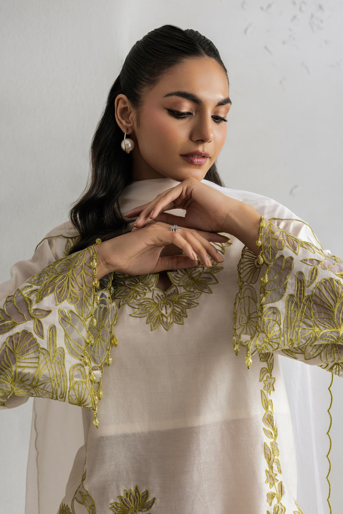 Nasreen Kurta With Farshi Salwar & Dupatta